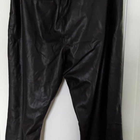 Ladies Plus Size Joggers - Picture 5 of 9